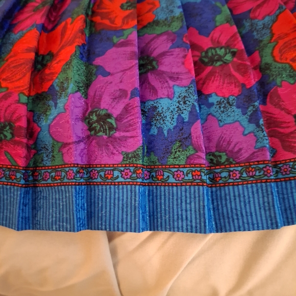 Andrea Gayle Petites Women's Floral Pleated Skirt - Multicolor - Picture 7 of 8